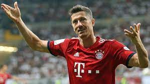 Robert lewandowski has put europe's top clubs on alert as it is believed the bayern munich star wants a transfer away from the german giants. Bundesliga Robert Lewandowski Reaffirms Commitment To Bayern Munich Ahead Of New Season