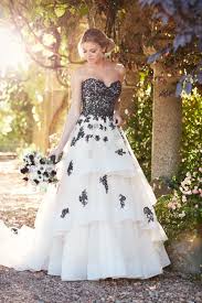 See more ideas about black white wedding, wedding modern, striped wedding. Black And White Wedding Dresses Unique Style For A Modern Bride
