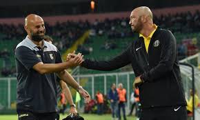 «ad enrico varriale, per l'informazione giornalistica legata al calcio, allo sport, alla nazionale. Zenga Per Molti Sono Quello Della Lite Con Varriale Ma Ho Vinto In Giro Per Il Mondo Mai Stato In B Pero Venezia Inter Calciomercato Com
