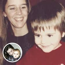 She Refused To Have An Abortion At 17, Now 31 Years Later Her Son Is World  Famous