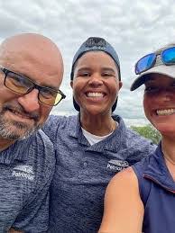 Miriam Hodges's Instagram, Twitter & Facebook