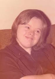 Roxanne Hillman's Instagram, Twitter & Facebook