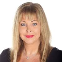 30+ "Anne Bath" profiles