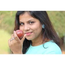 Miriam Ball's Instagram, Twitter & Facebook