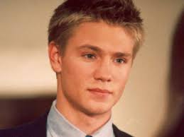 Therapy Has Ruined the Men of 'Gilmore Girls' for Me