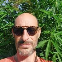 400+ "Desutter" profiles