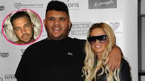 Harvey ist autistisch, teilweise blind. Katie Price Geruhrt Sohn Harvey Will Carl Woods Als Daddy Promiflash De