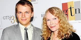 Mia farrow (born february 9, 1945) is an american actress, singer, and former fashion model. Mia Farrow Says Son S Father May Be Frank Sinatra Not Woody Allen Ew Com