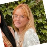 Jenna Iverson's Instagram, Twitter & Facebook