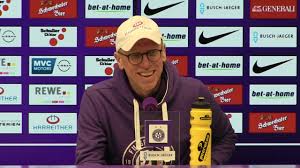 Április 11., bécs korábbi klubjai edzőként: Peter Stoger Trainer Austria Wien Die Pressekonferenz Nach Dem 332 Wiener Derby Youtube
