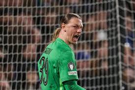 Matvey Safonov: PSG’s Russian goalkeeper, a ‘natural-born leader’ with talent for chess and maths - The Athletic