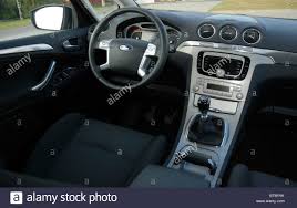 Ford policy is one of continuous product development. Ford S Max 2 0 Tdci 2006 Schwarz Metallic Funf Turen 5d Beliebte Deutsche Mpv Minivan Interieur Dashboard Cockpit Stockfotografie Alamy