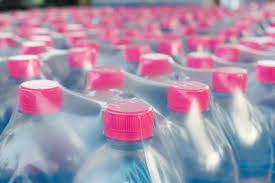 Vuoto a rendere per le bottiglia di plastica: anche in Italia?