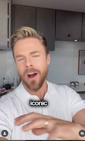 Rubén Millán presenta a su mamá, la inspiración detrás de Doña Fermina Rubén  Millán El influencer Rubén Millán sorprendió a sus seguidores al presentar  a su madre, Mely, quien cumplió 61 años