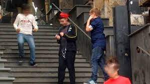Maybe you would like to learn more about one of these? Baby Gang Piazza Ammirato Napoli Arance E Sassi Contro I Passanti