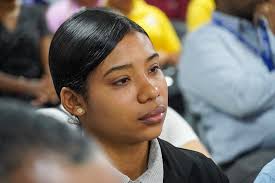 Nuestro director ejecutivo @olmedo_caba , también entregó certificados a  los jóvenes becarios, los cuales les acreditan como beneficiarios del  acuerdo firmado en la tarde de hoy. Al hacer uso de la palabra,