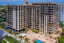 The champlain towers south was built in 1981. Champlain Towers South Condos Sales Rentals