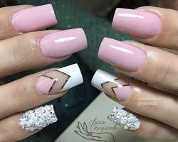 Imagem de Unhas geométricas