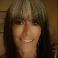 Lisa Ribaudo's Instagram, Twitter & Facebook