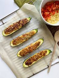 Recette Courgettes Farcies Au Gorgonzola Et Aux Herbes De Provence Recette Recettes De Cuisine Recette Courgette Farcie Recette Avec Courgette