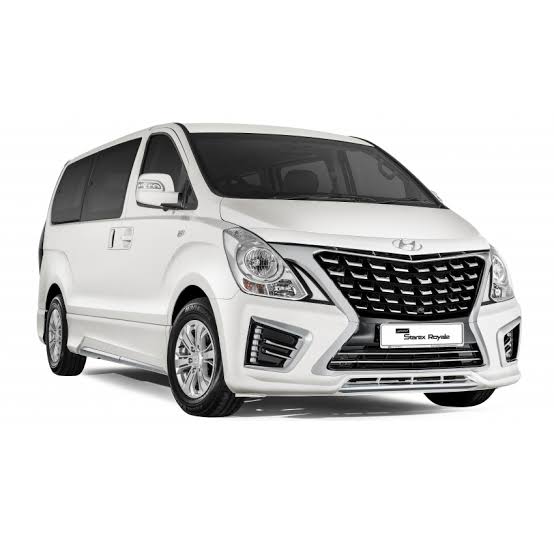 Hyundai Grand Starex transportation in Uzbekistan