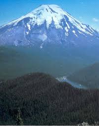 Mount St Helens Before And After The 1980 Eruption National Monuments St Helens National Parks
