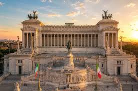 Trg Venecije, Rim - Rezervirajte karte i izlete | GetYourGuide