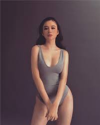 Tư vấn các bí quyết làm đẹp da, đẹp dáng tự nhiên, hiệu quả và an toàn nhất. Angela PhÆ°Æ¡ng Trinh Láº¥p Lo 3 Vong Quyáº¿n RÅ© Khi Táº­p Thá»ƒ Hinh