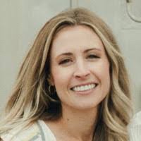 Emily Merrifield's Instagram, Twitter & Facebook