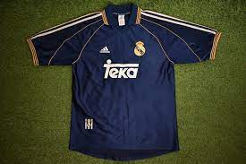 Uvp chf 25.00 nur chf 22.00. Real Madrid 21 22 Auswartstrikot Geleakt Nur Fussball