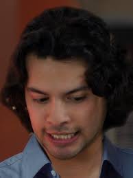 Xolo Maridueña Dubbing Daniel LaRusso in Scottish Accent