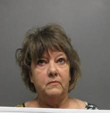 Polly Olson's Instagram, Twitter & Facebook