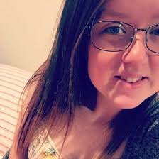 Laurel Lyons (lauurelllxo)