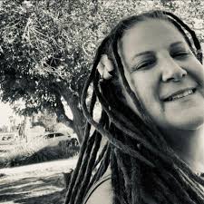 Any loctician in vegas Nevada?