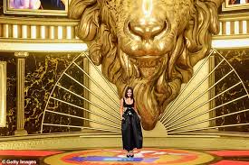 Jun 30, 2014 · hitch hiker goat! Vanessa Hudgens Takes To The Stage In Six Outfits To Host The 2020 Mtv Movie Tv Awards Duk News