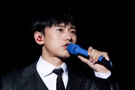 Gossip: Sweet, Zhang Jie, Huang Shengyi, Cheng Yi, Zhang Zhezhen, Dunlong,  Zhang Bochen, Zhang Yuxi