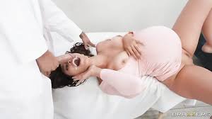 Pregnant Blonde Porn 57 photos