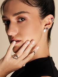 NADIA BLACK GÜMÜŞ STUD KÜPE