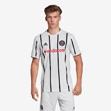 Die schweißableitende, atmungsaktive und leichte funktionsweise lässt es überzeugen. Adidas Orlando Pirates Mens Ss Home Shirt 2019 20 Dy0264 Footy Com