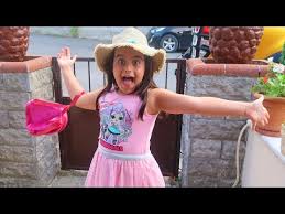 Rüyanın çiftliği kanalımızda bugün oyuncak peluş bebeklerimizi bahçemizde el arabası ile gezdirdik. Ruyanin Ciftligi Ruyanin Dogum Gunu 3gp Mp4 Mp3 Flv Indir