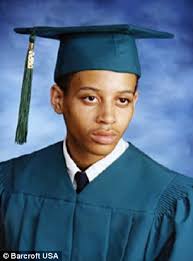 She, along with laverne cox, was one of the. America S Next Top Model Transgender Contestant Isis King Struggles To Find Love Daily Mail Online