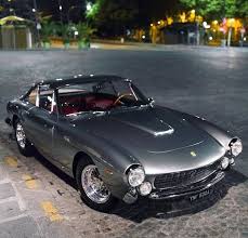 It was the final v8 model developed under the direction of enzo ferrari before his death, commissioned to production posthumously. Ferrari 250 Gt Lusso Classic Sports Cars Vintage Sports Cars Classy Cars