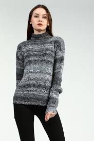Kadin Gri Yarim Bogazli Kazak Collezione Kazak Modelleri Bayan Kazak Kom In 2020 Fashion Sweaters Turtle Neck