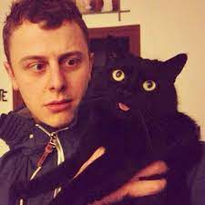 Je me demandais ce qu'il se passait dans la tête des chats et puis en fait, je me demande toujours. 7 Idees De Sergi Chat De Norman Norman Son Chat Chat