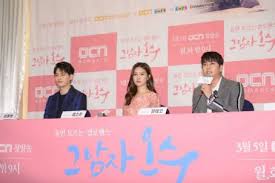 She rose to fame in 2009 with a supporting role in the popular television drama boys over flowers, and at the same year she starred in drama he who can't marry and empress ch. Who Is Kim So Eun Dating Kim So Eun Boyfriend Husband