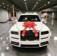 Kawhi leonard signed a 3 year / $103,137,300 contract with the los angeles clippers, including $103,137,300 guaranteed, and an annual average salary of $34,379,100. Kawhi Leonard S Rolls Royce Cullinan Is Fundamentally Sound Just Like His Game Autoevolution