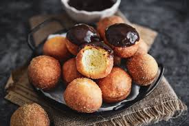Beignets Ganache Au Chocolat Adopte Un Gateau Recette En 2020 Ganache Au Chocolat Beignets Ganache Chocolat Au Lait