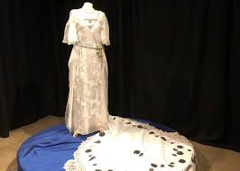 Mainkan game online princess wedding dress design gratis di y8.com! Harewood House Trust Na Twitteru We Wanted To Bring A Little Piece Of Harewood S Royal History To Life Through A Magical Reinterpretation Of Princess Mary S Wedding Dress Tv Film Costume Designer