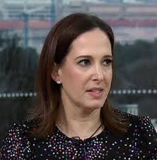 Lisa Rubin's Instagram, Twitter & Facebook