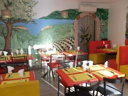 The best addresses for fine dining, gourmet articles and many more Pizza Alain A Gonfaron Menu Et Photos